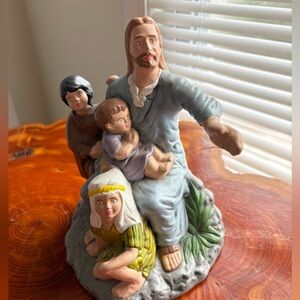 Jesus and kids table decoration